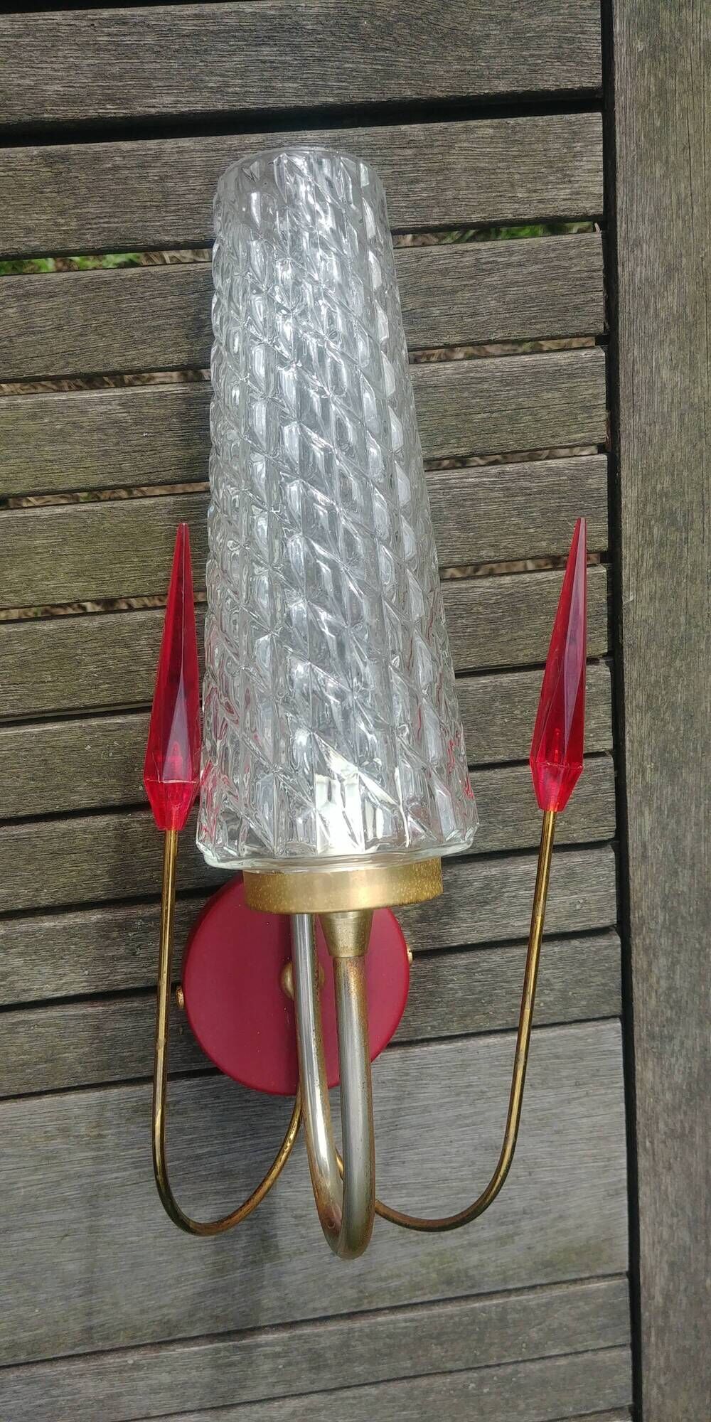Pair of wall lights Vintage 1950s/60s glass/brass/red flames plastic