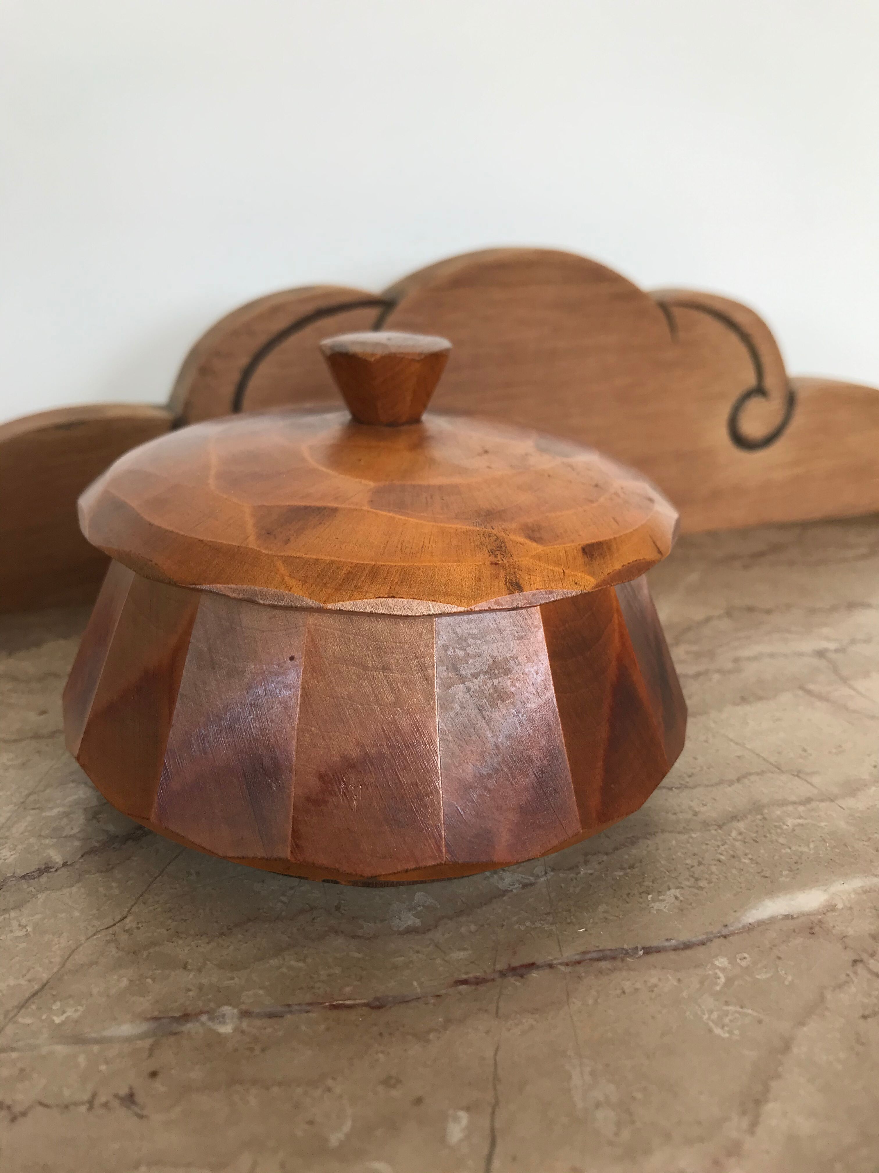 Jewelry box