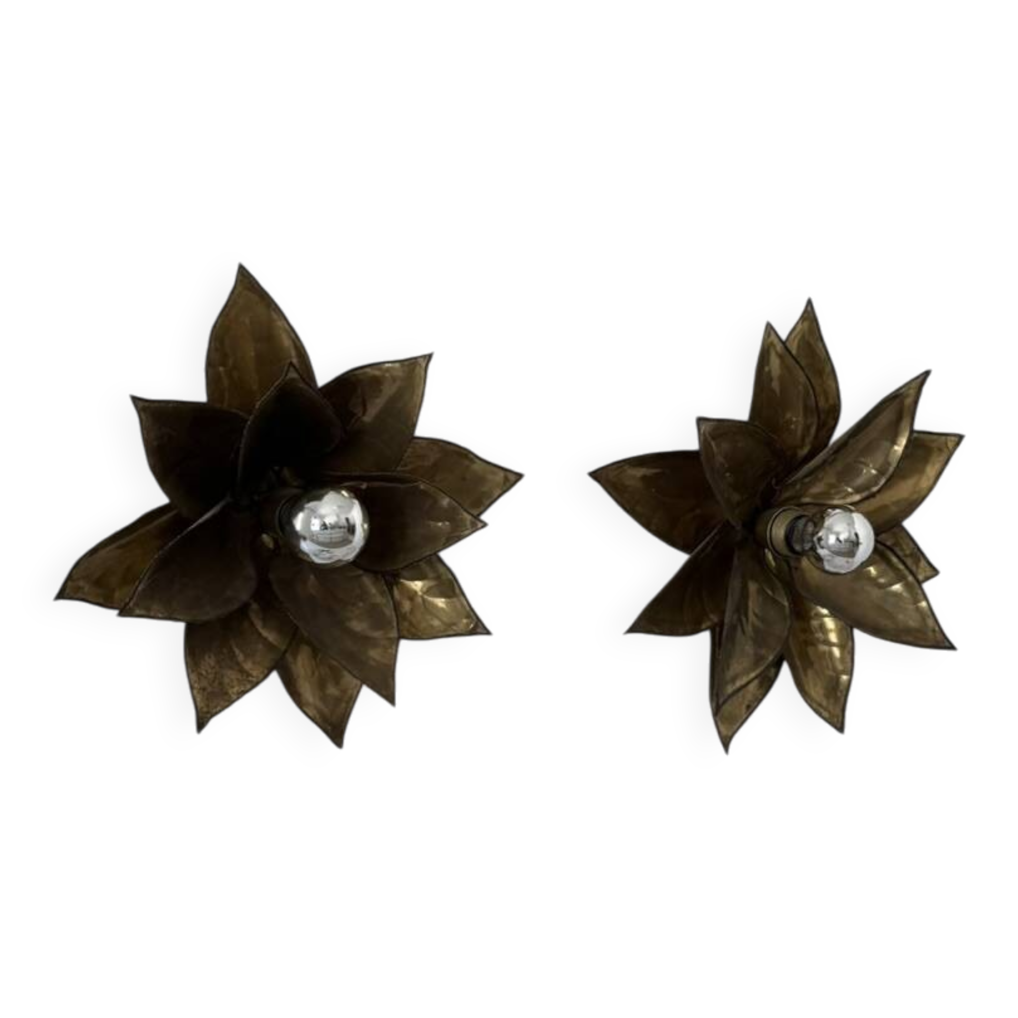 Pair of vintage patinated brass wall lights with floral motif, France, 1960.
