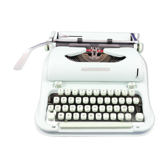 Hermes Media 3 green retro revised
