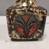 Small delicious ceramic table lamp, Danish and estimated from the 1970s.