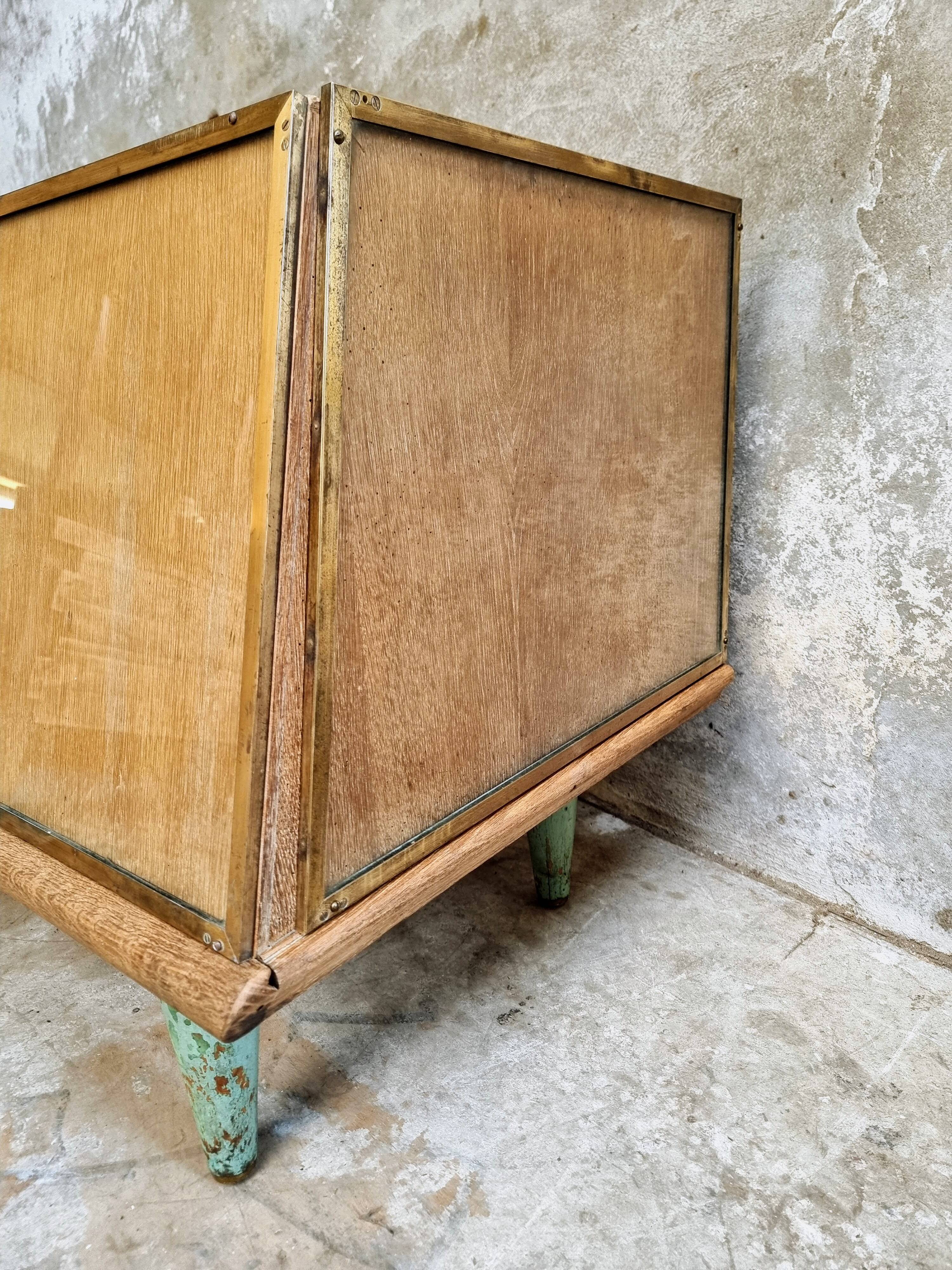 Side table in oak