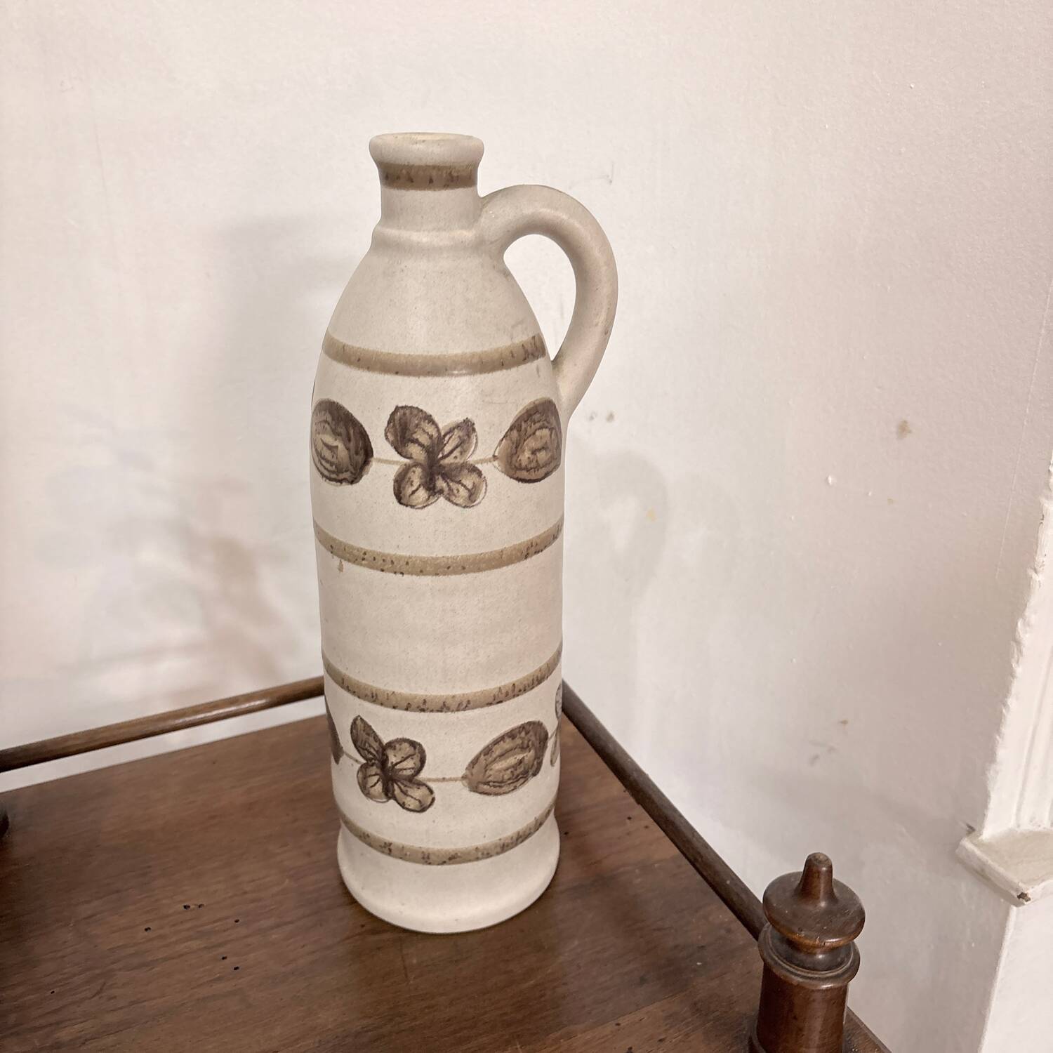 VEGA stoneware bottle