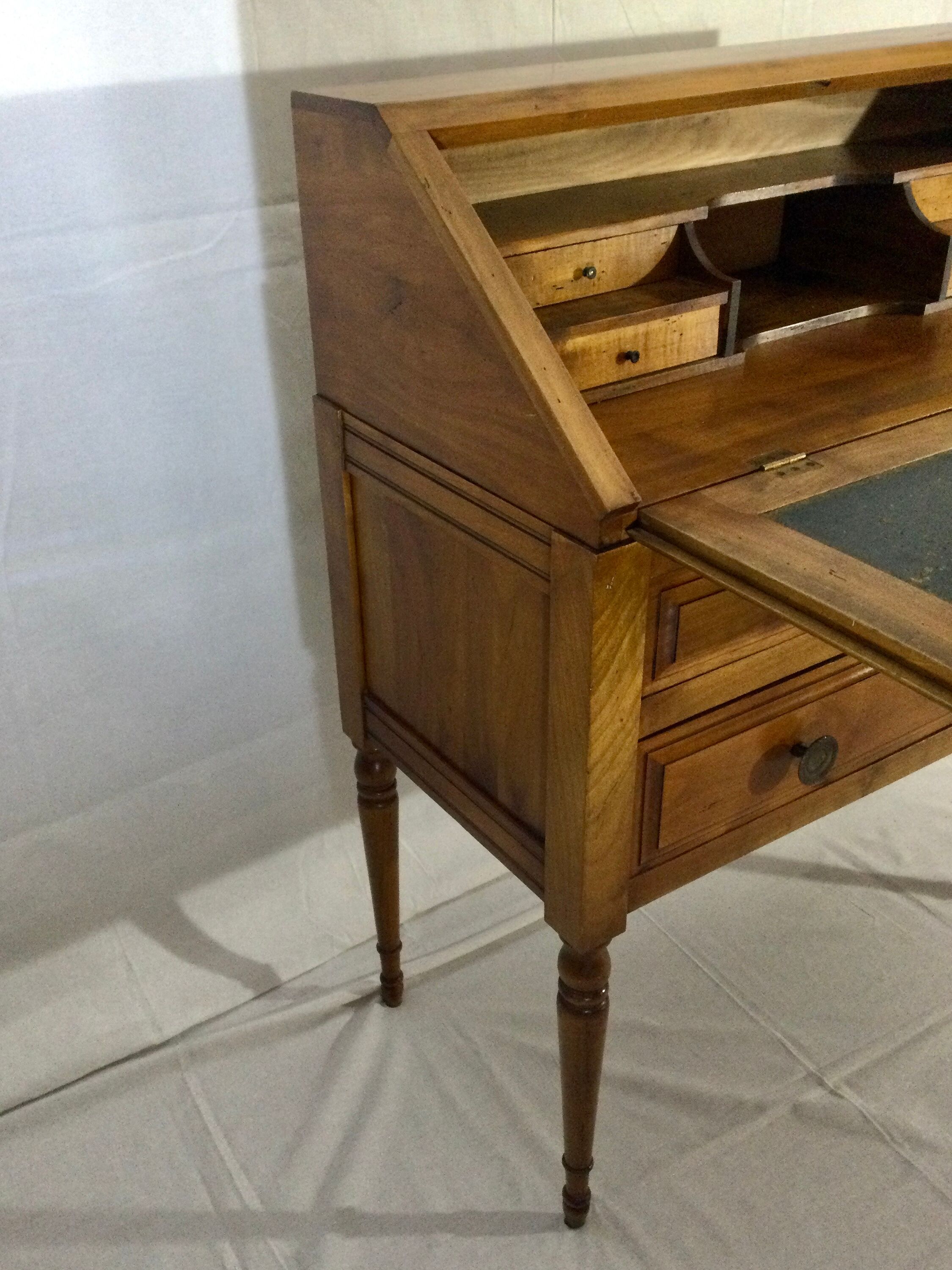 Office donkey back en merisier