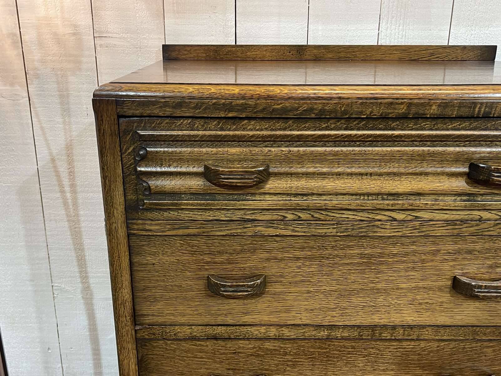1950s English Art Deco oak chest of drawers