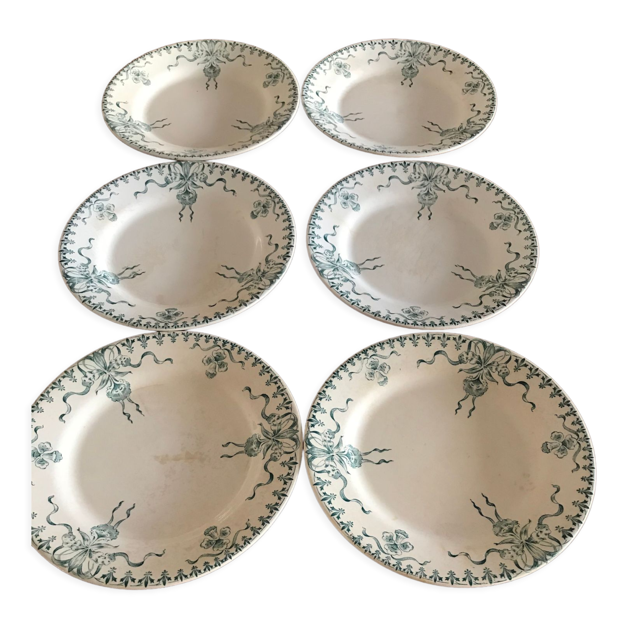 Flat plates in opaque porcelain from Gien "Venice"