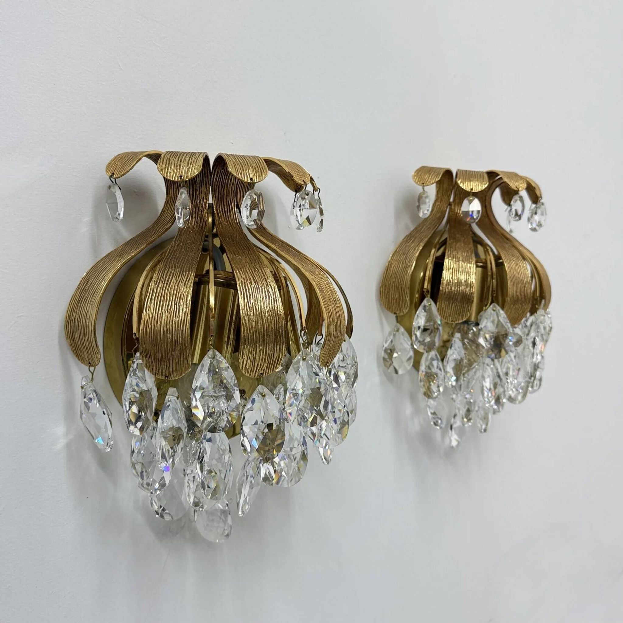 Palwa crystal wall lamp sconce by Ernst Palme, brass pineapple, 1960s, Germany