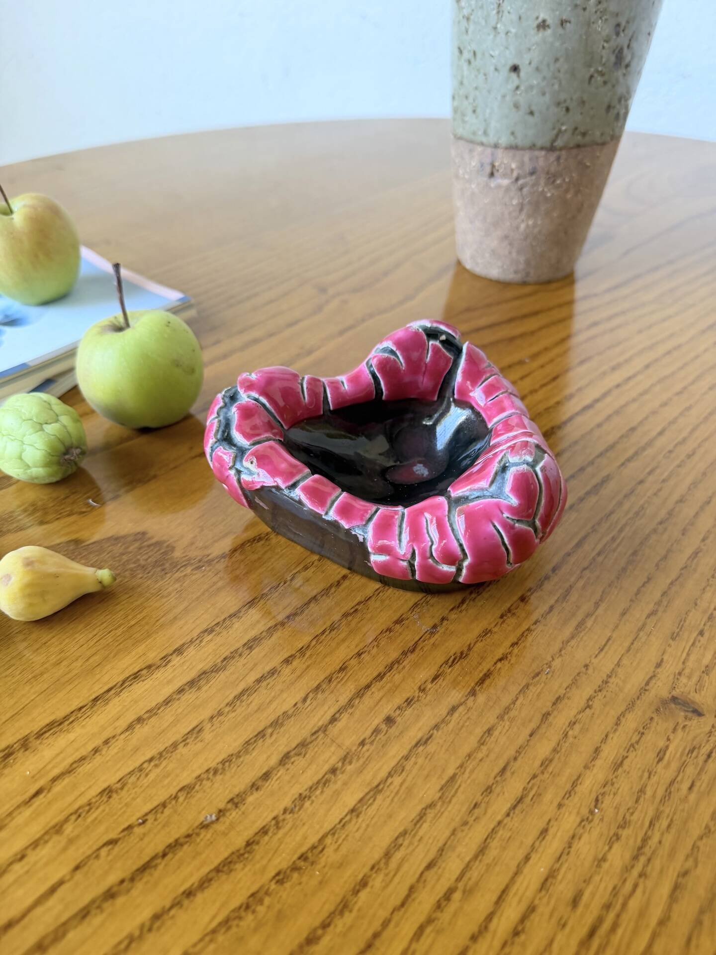 Fatlava style ashtray Vallauris pink