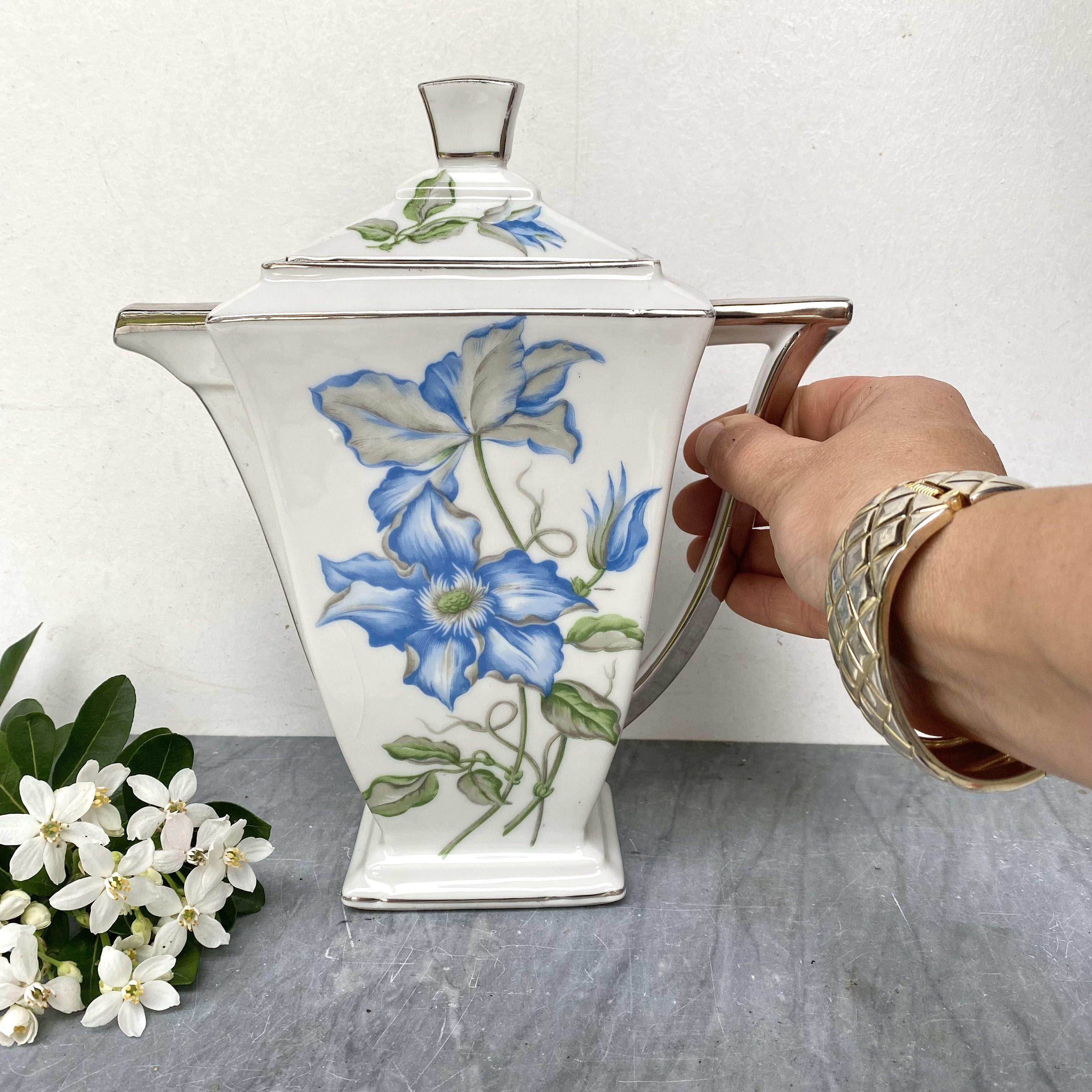 Art Deco porcelain teapot from Limoges 50s