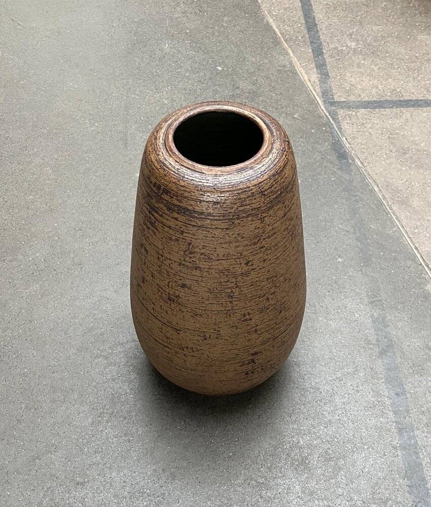 Brutalist mid-century studio ceramic vase by Sybille Karrenberg-Dresler, 1960s.