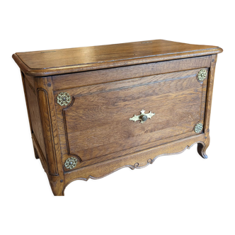 Oak chest