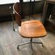 Bureau industriel et chaise 50