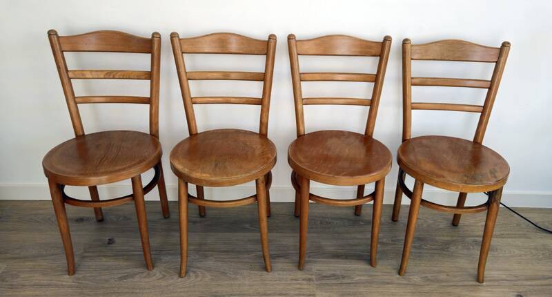 Set of 4 Baumann bistro chairs – model “Le Marais” – light wood