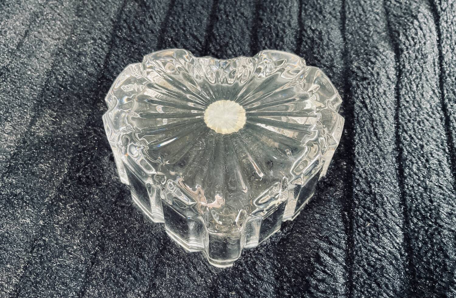 Crystal tray