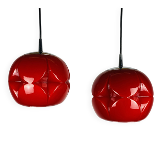 Pair of artichoke glass pendants in red by Peill and Putzler 1960