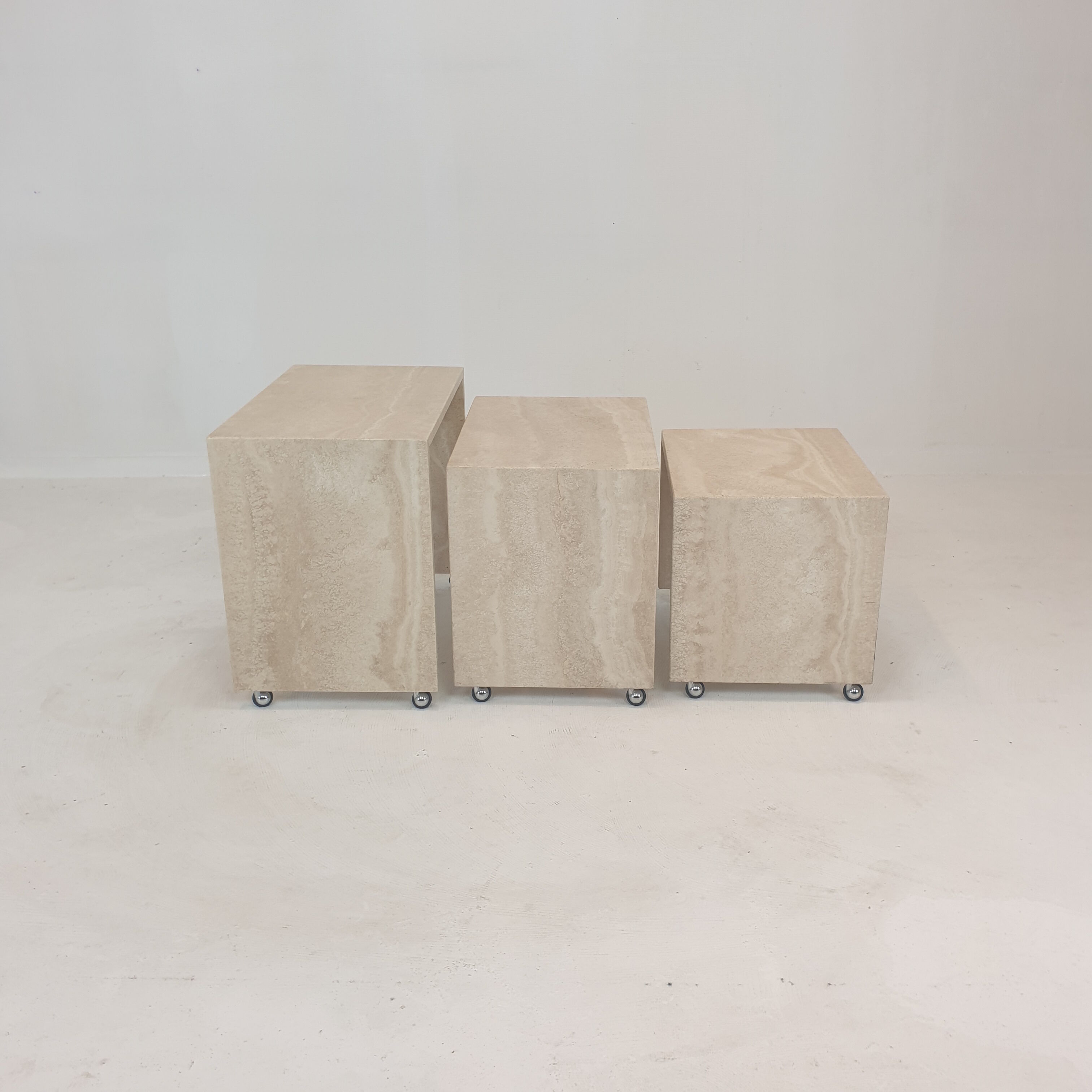 Set of 3 Italian Travertine Nesting Tables, 1980s