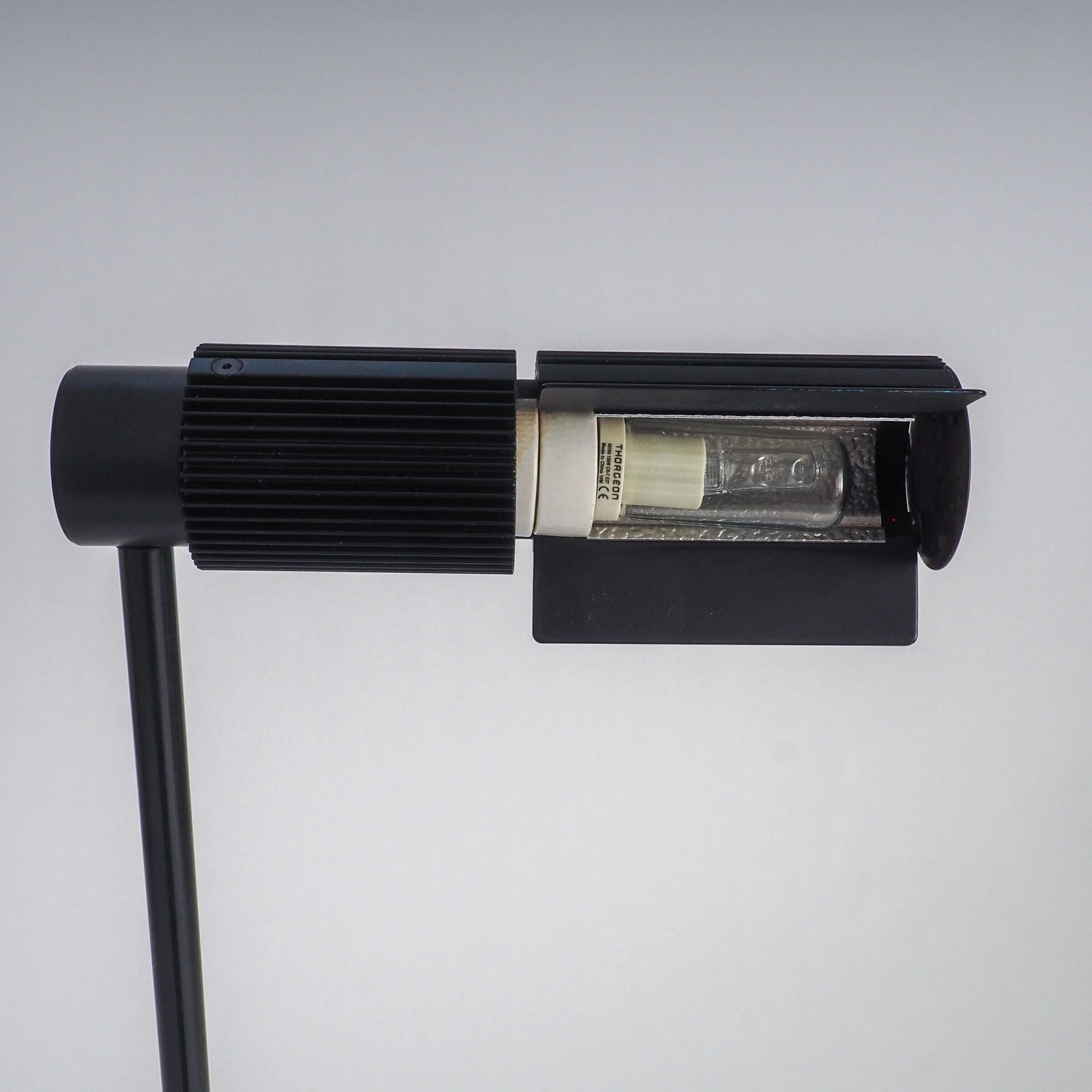 Lampe sur pied Haloprofil 878HR par Viktor Frauenknecht pour Swiss Lamps en noir
