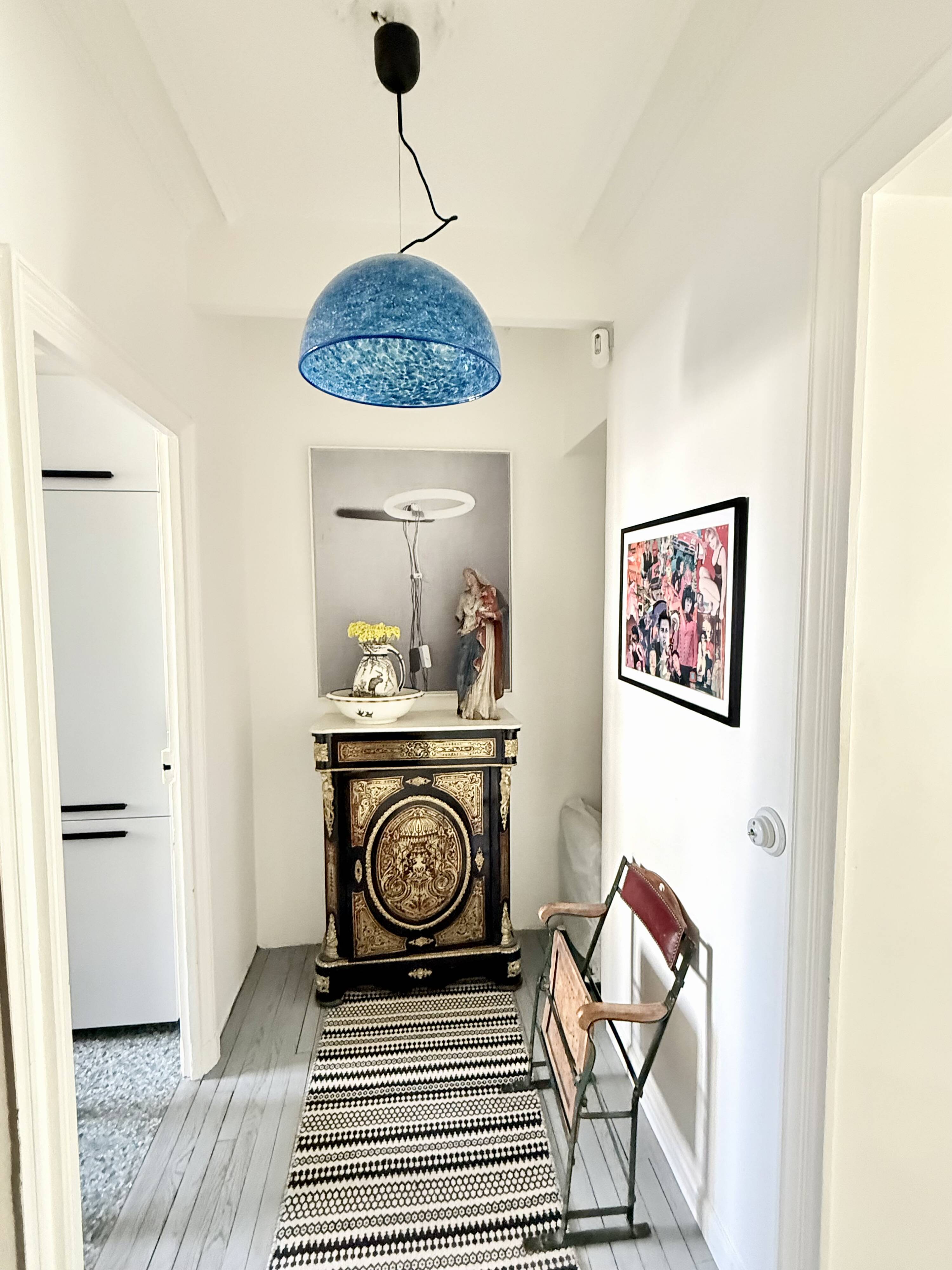 "Neverrino" suspension by Gae Aulenti, Vistosi edition.