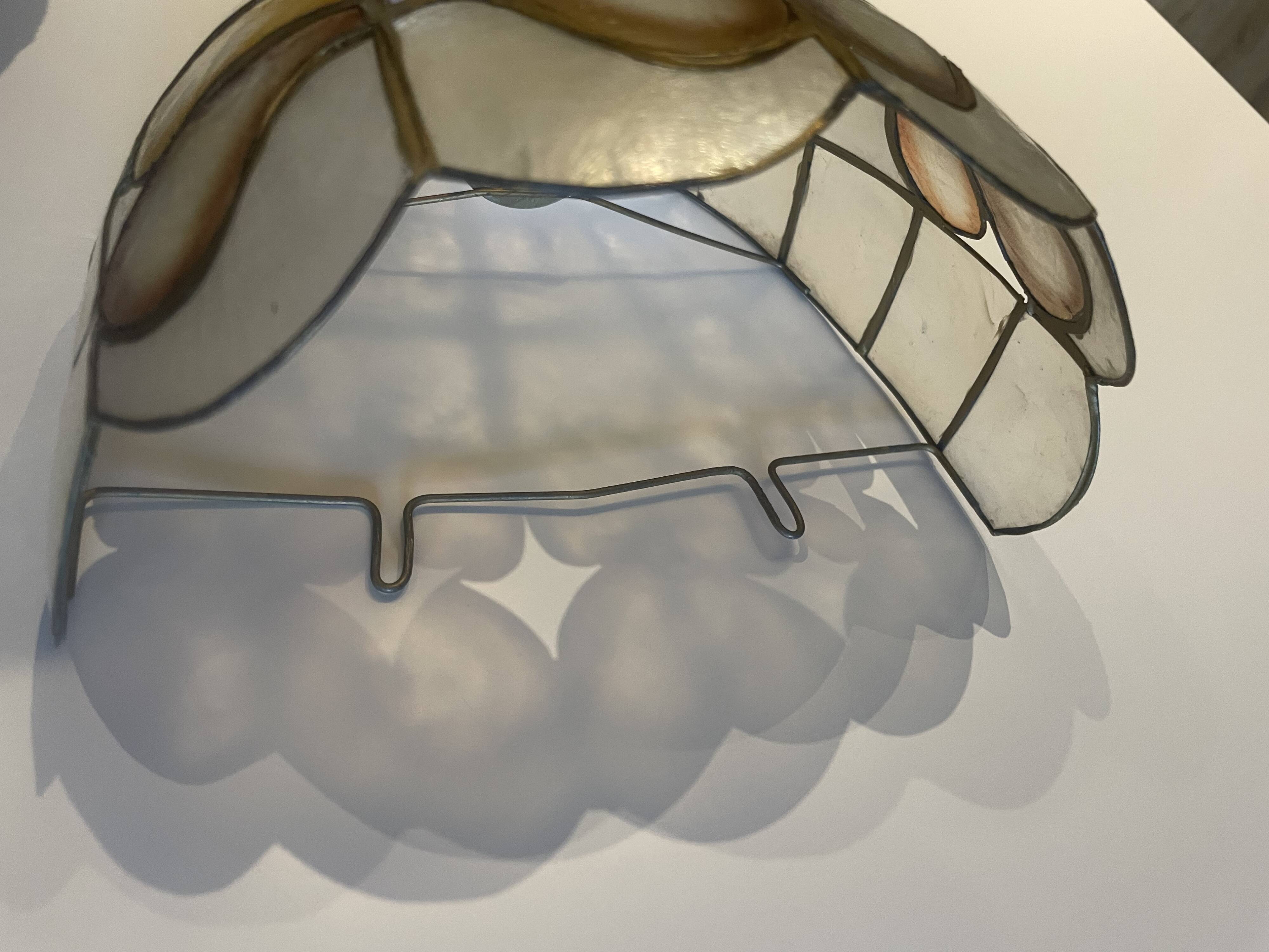 Applique abat jour nacre et laiton