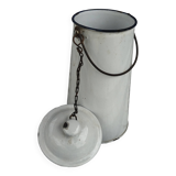 Pot a lait émaillé