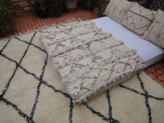 Beige Handira 165 x 110 cm