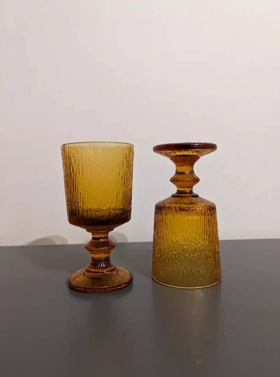 Set of 11 orange glasses