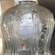 Suspension lustre vintage en verre moulé forme tulipe