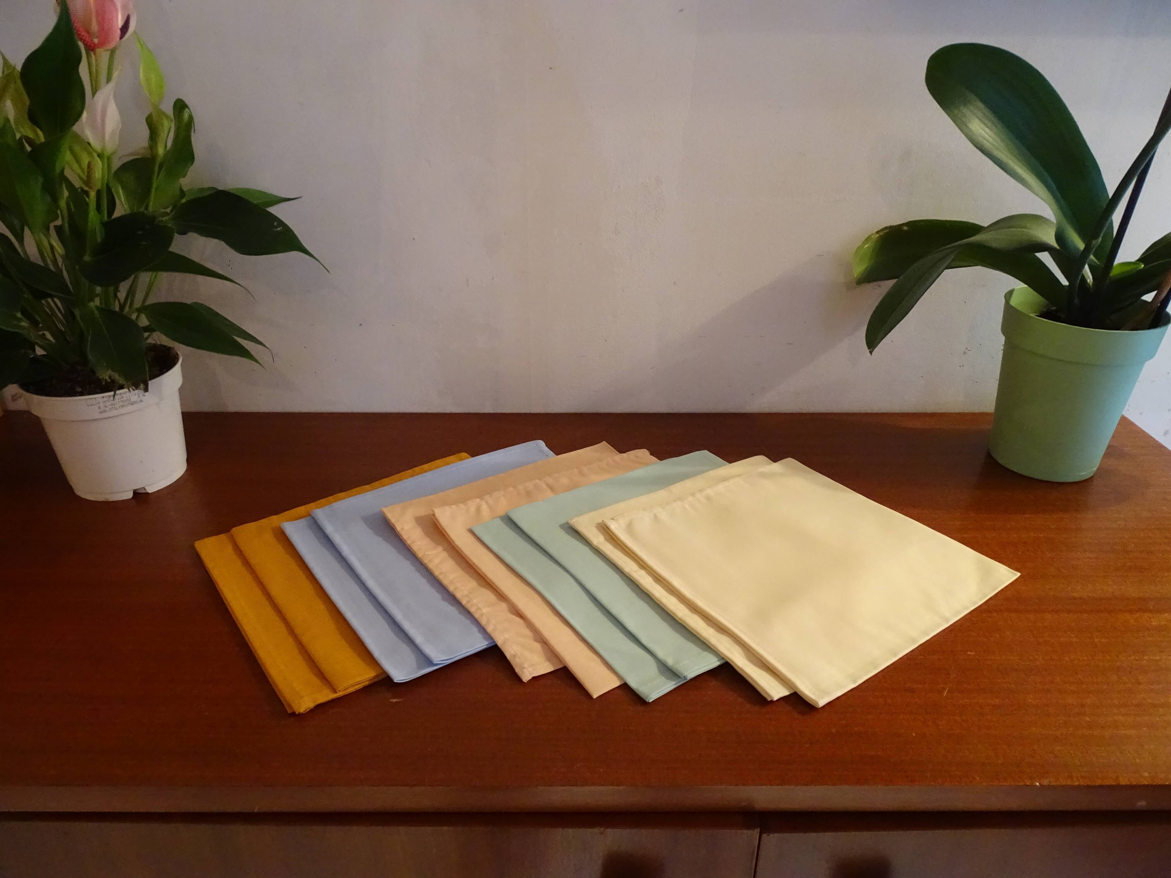 10 napkins Anne de Solène different colors 43 x 43 cm