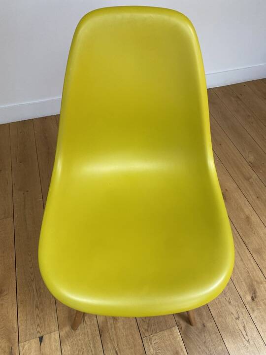 Chaise Originale Vitra Eames  jaune