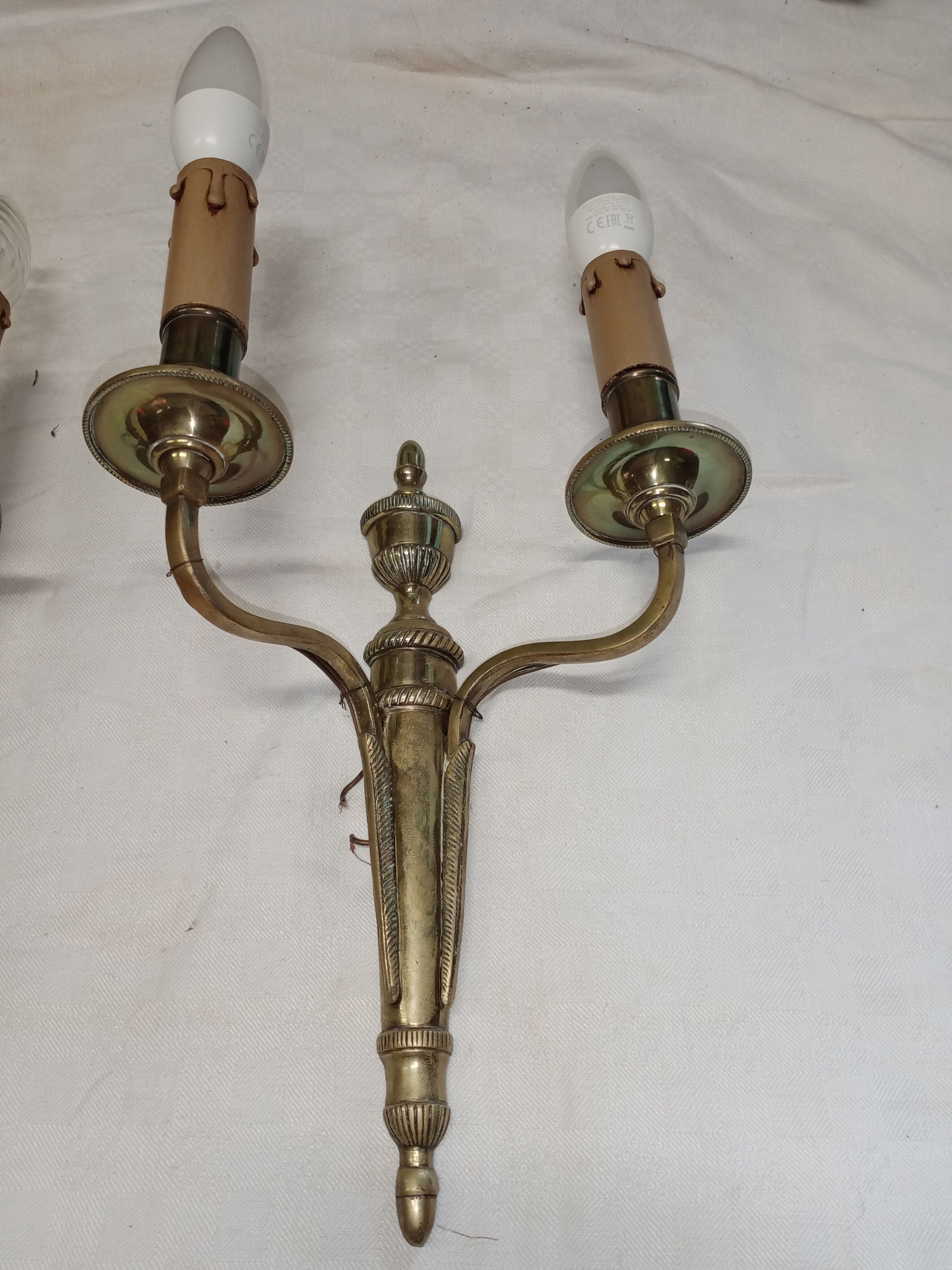 Paire d appliques Louis XVI en bronze