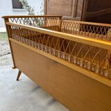 Rattan bed
