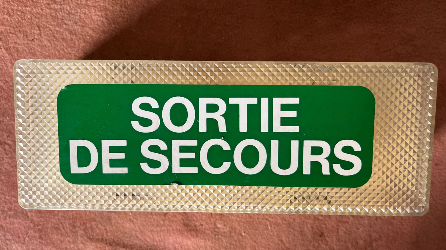 Set of 2 blocks emergency exit 90s