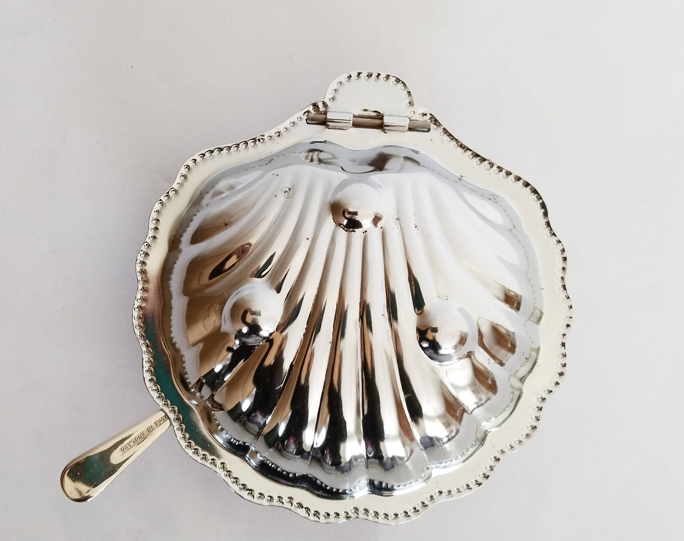 Stainless steel scallop butter dish, 1950s (ref 3)