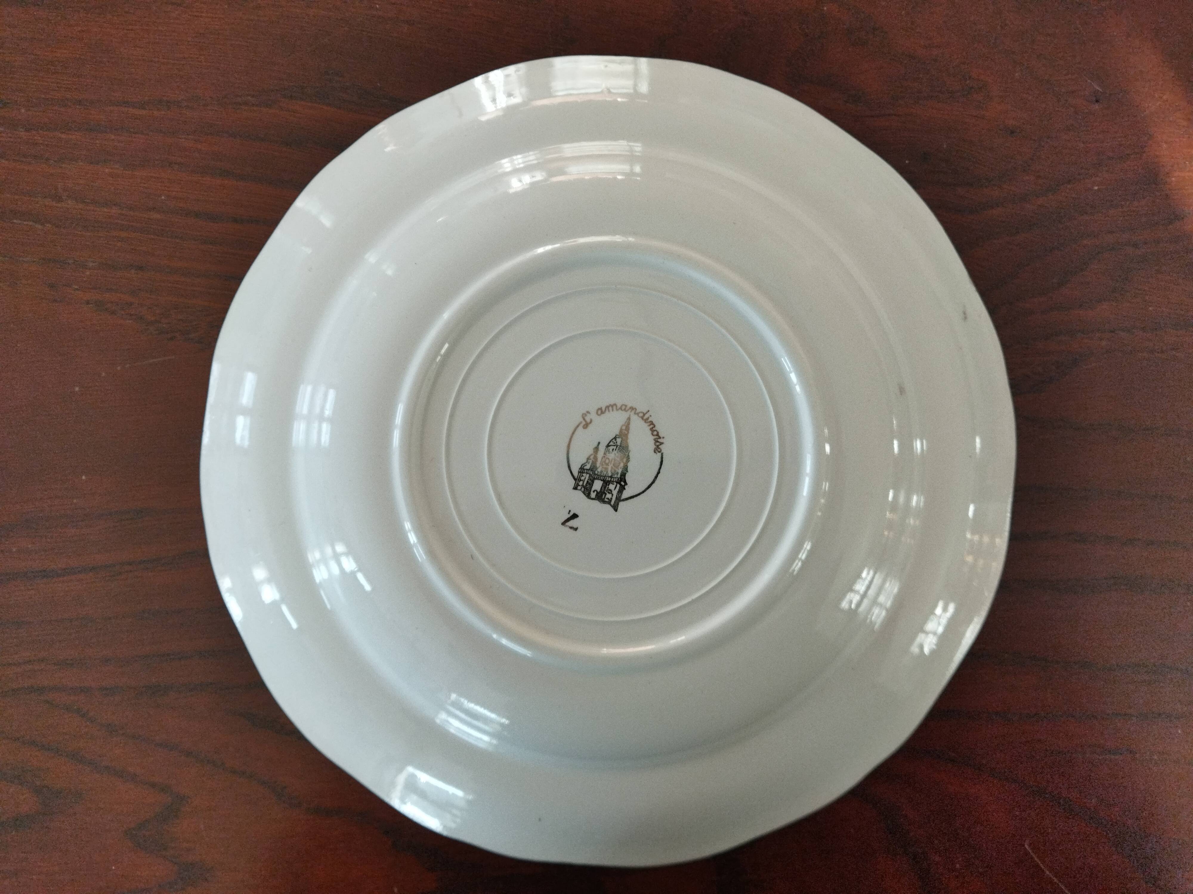 6 L’Amandinoise soup plates
