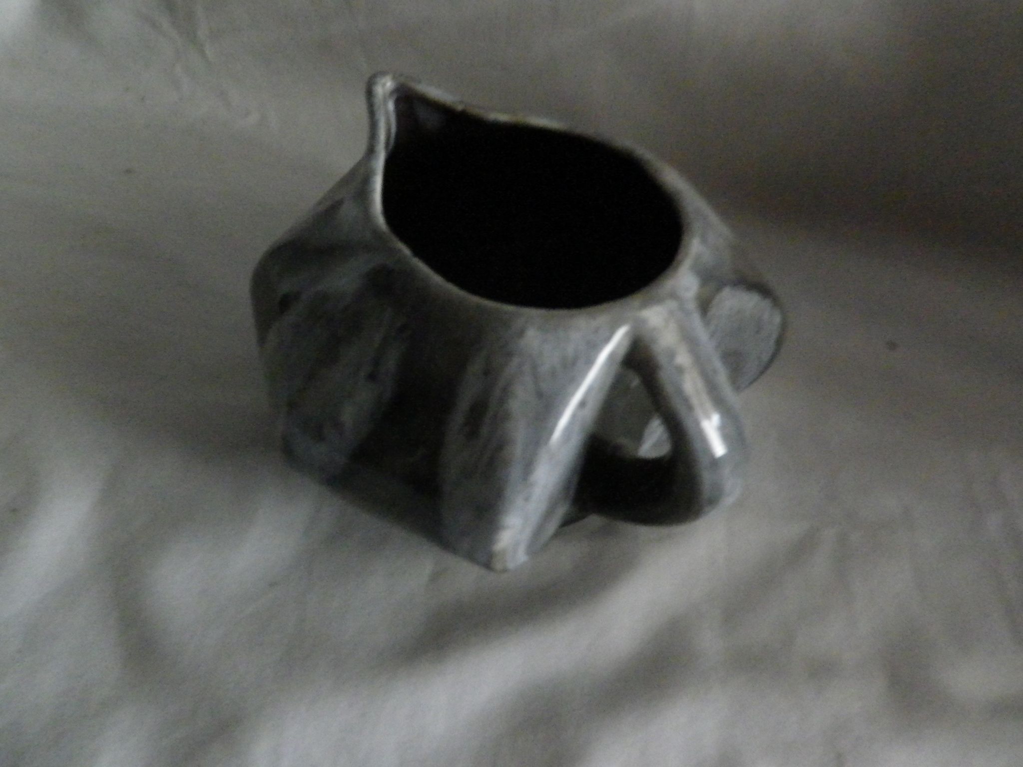 Grey marbled pitcher