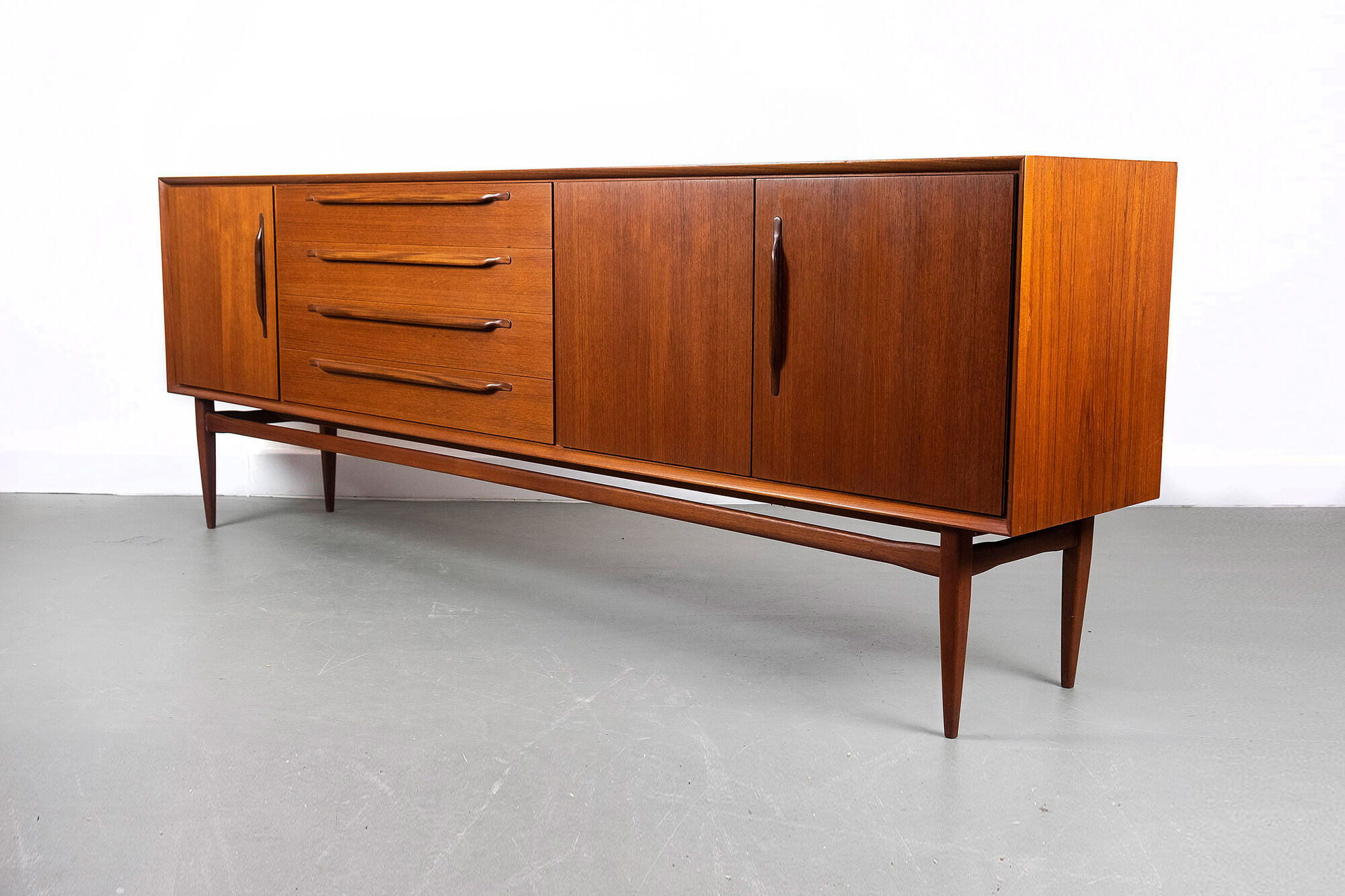 Sideboard in teak with drawers and 3 doors, 1960s