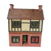 Maison de poupée ancienne