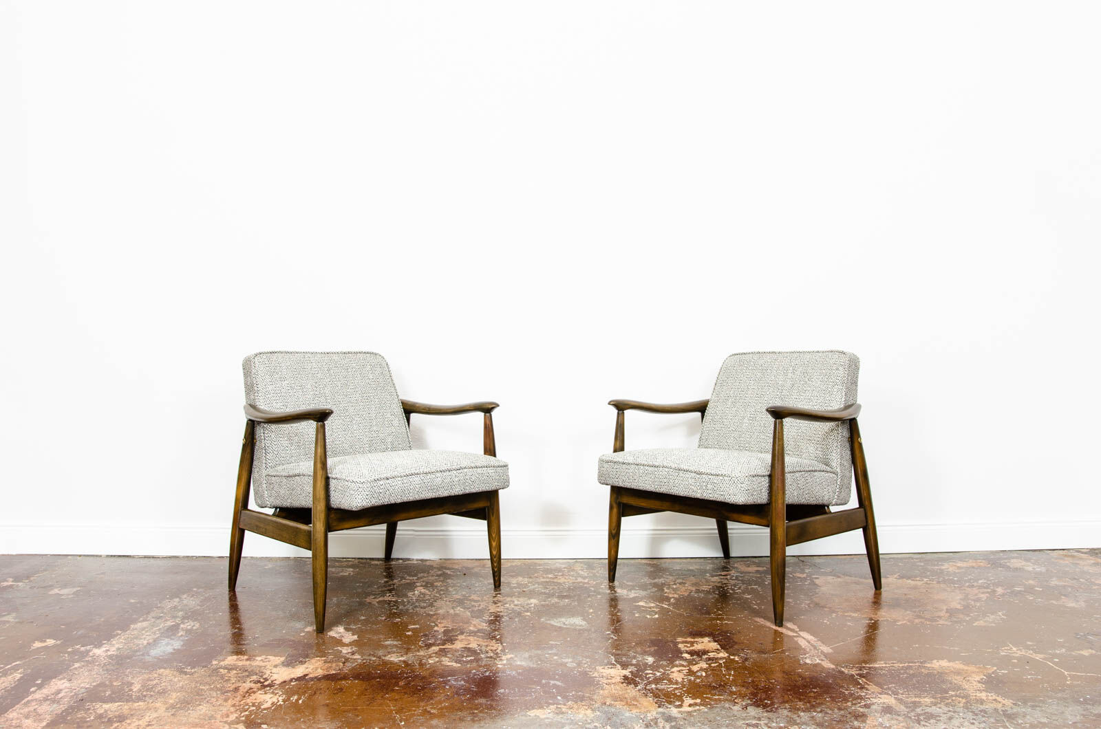 Paire de fauteuils GFM-87 par Juliusz Kędziorek