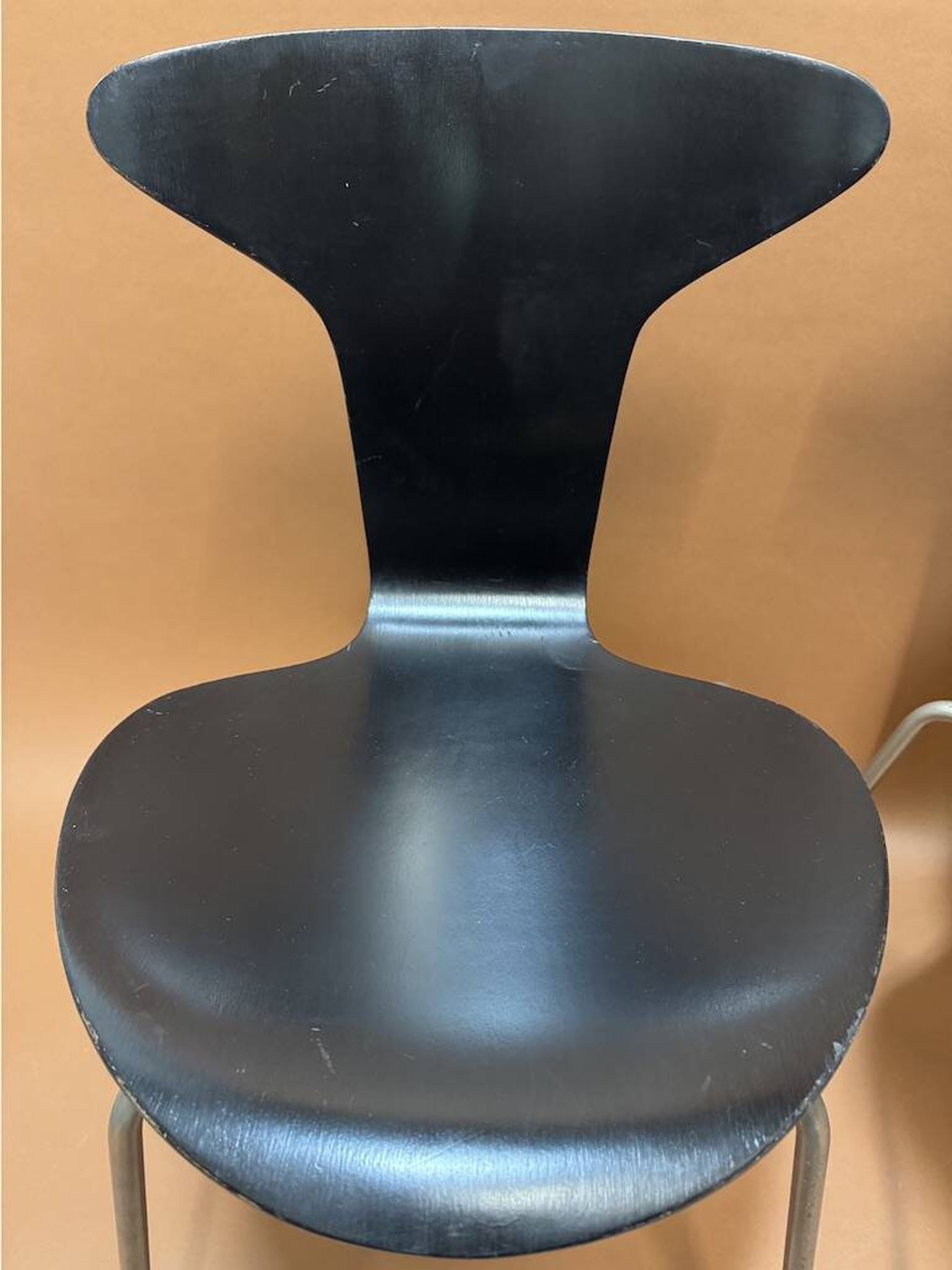 Arne Jacobsen chairs 3105 Mosquito