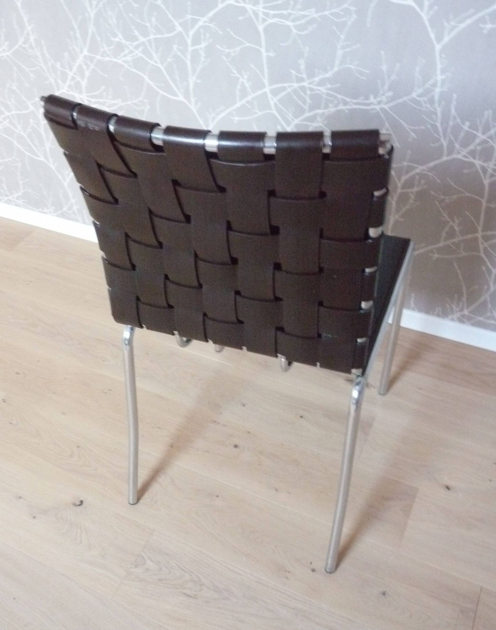 Chaise de salle à manger  cuir et chrome