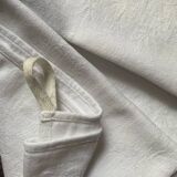 3 white tea towels in damask cotton thread with BN monogram.