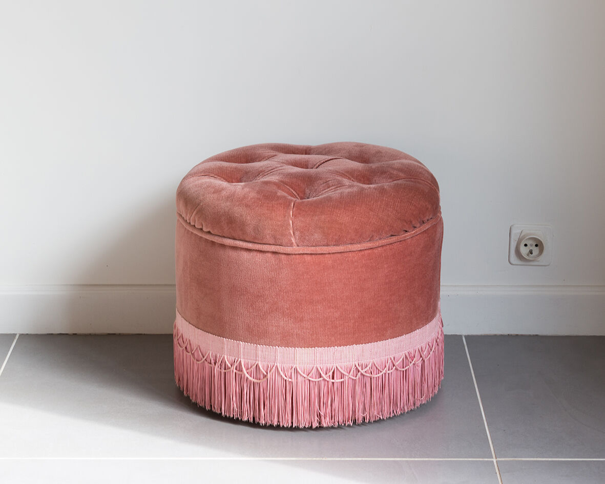 Velvet pouf