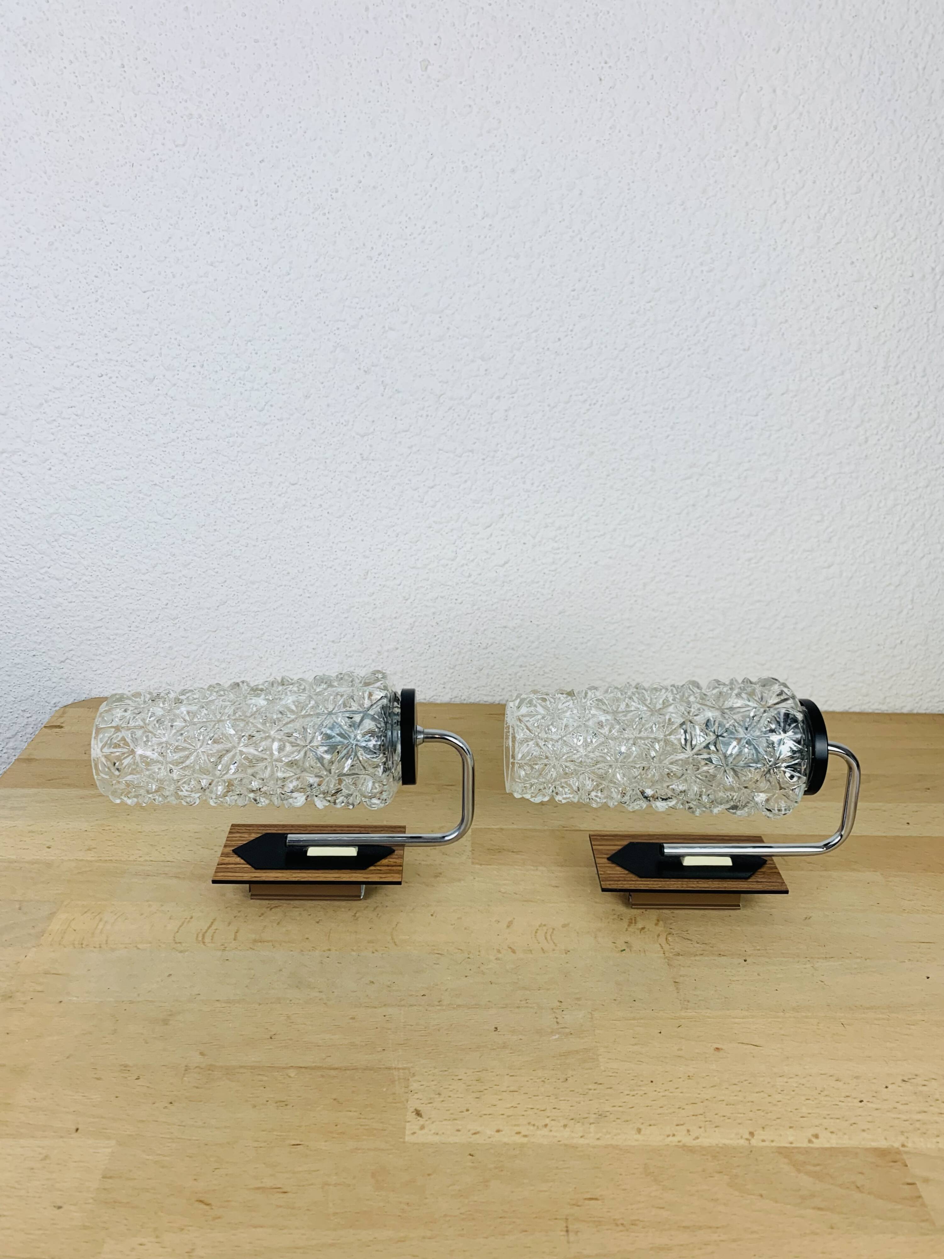 Pair of 1950s wall lights with etched glass tulips.