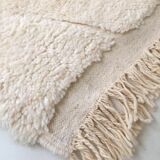 Moroccan Berber carpet blessed ouarain ecru plain with engraved diamonds 300x202cm