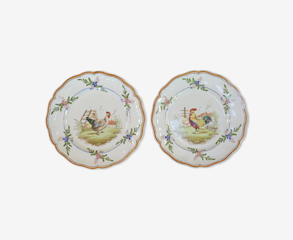 Paire d'assiettes en faience de luneville 19eme la poule et le coq signé me