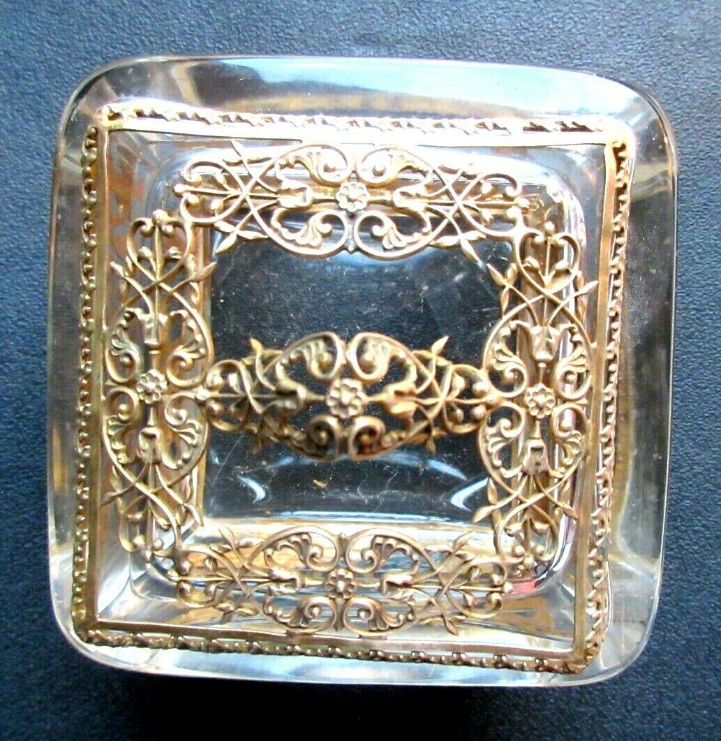 Baccarat and gilded bronze crystal box, Ancient women and lions, CHARLES X