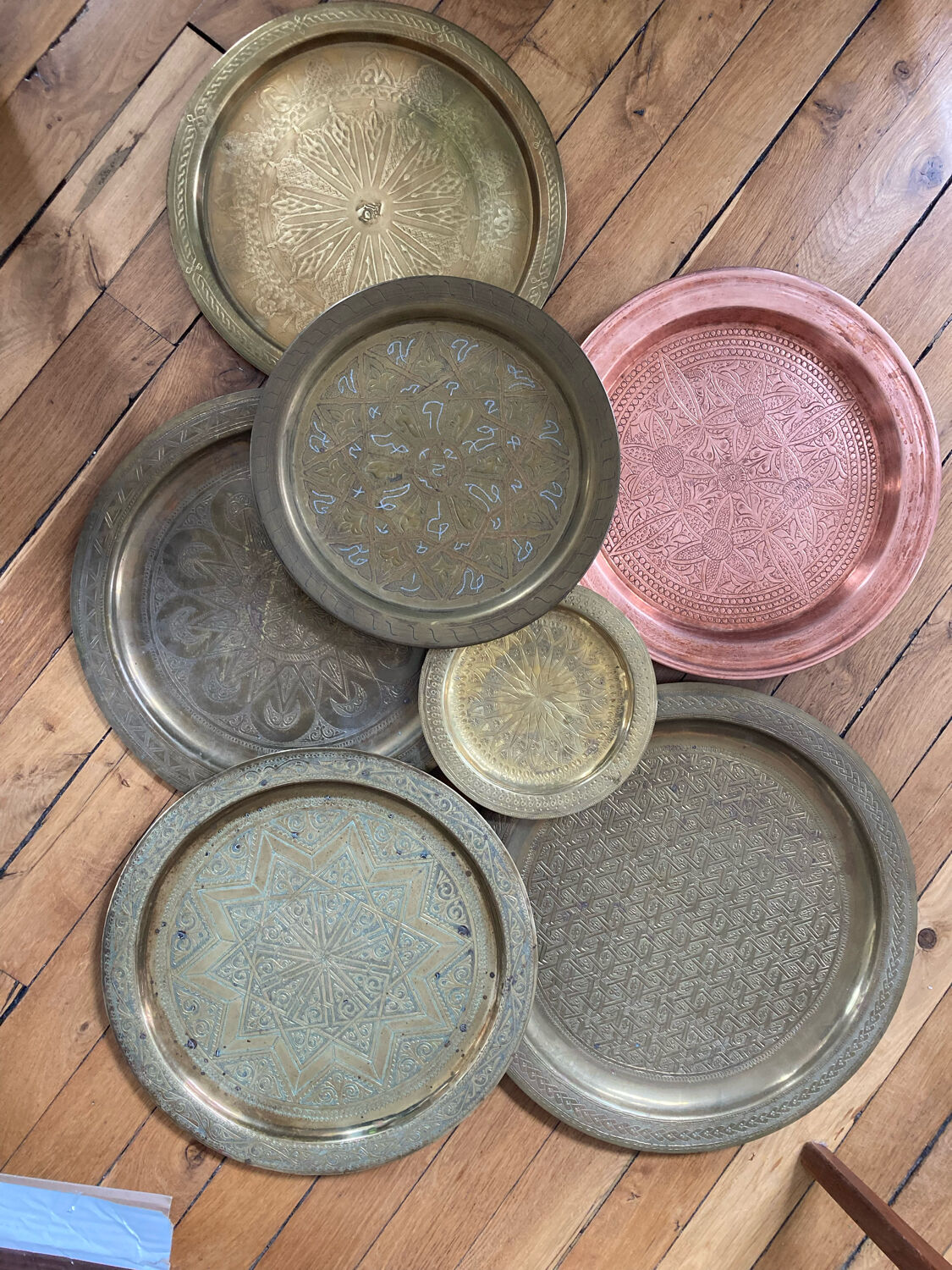 Lot 7 copper trays