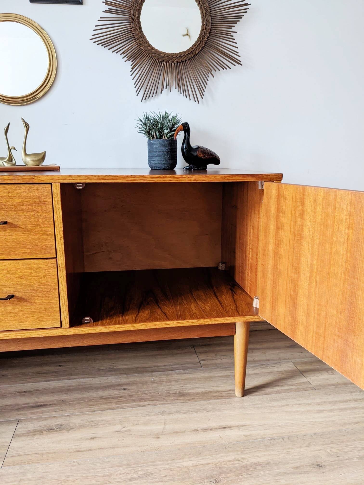 70s sideboard