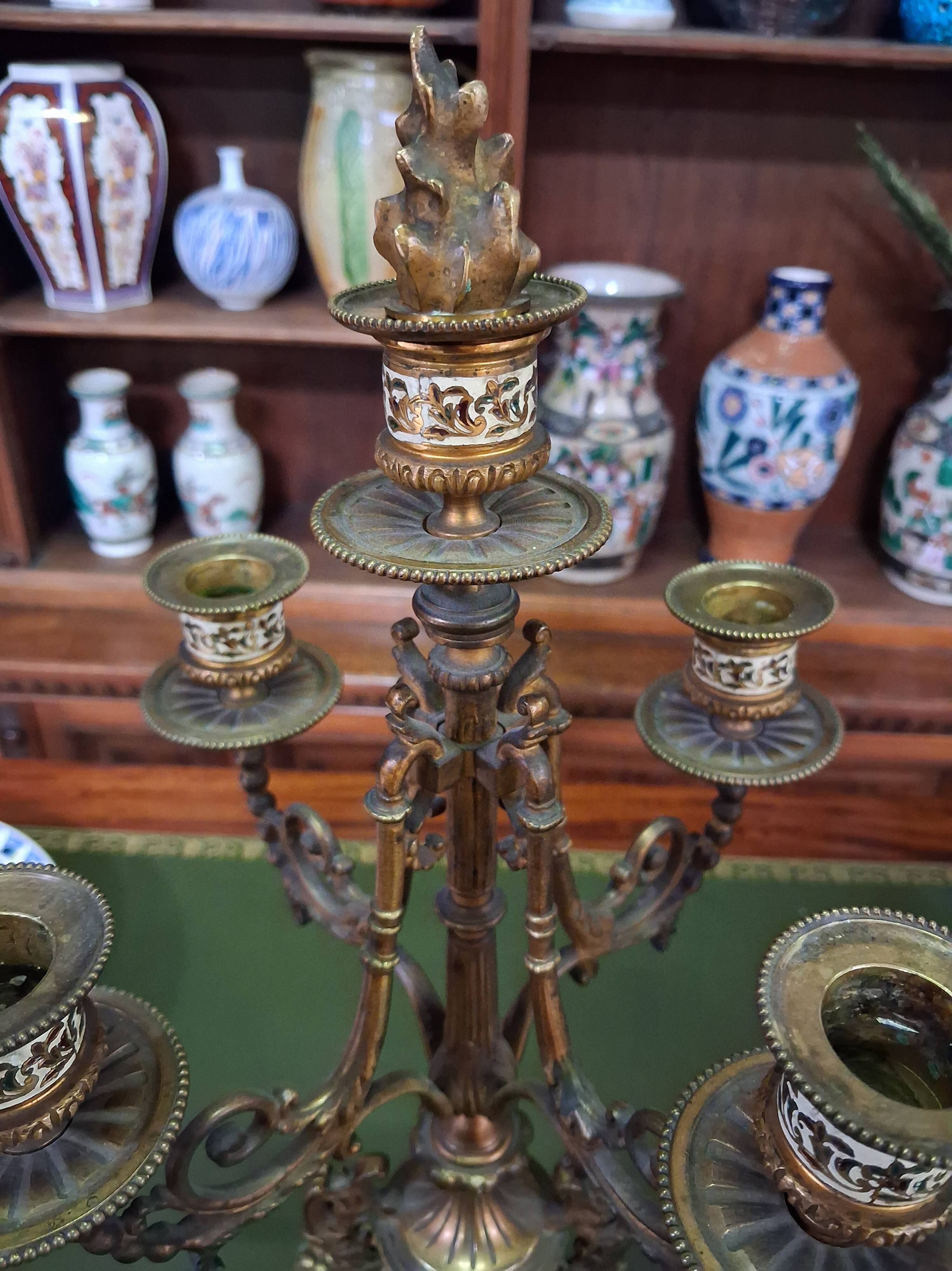 Paire de candélabres en bronze doré et émail – époque Napoléon III