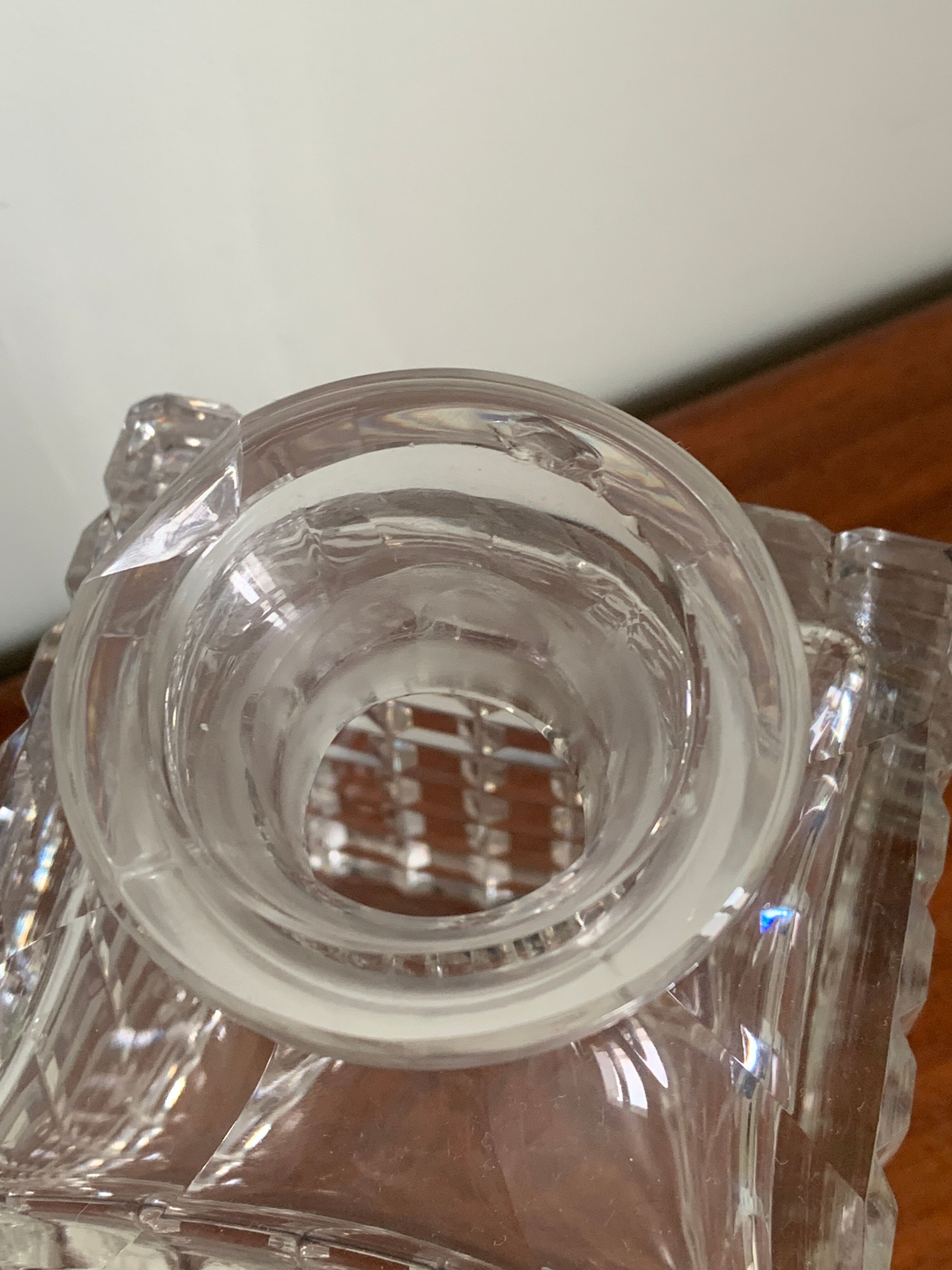 Whisky crystal decanter